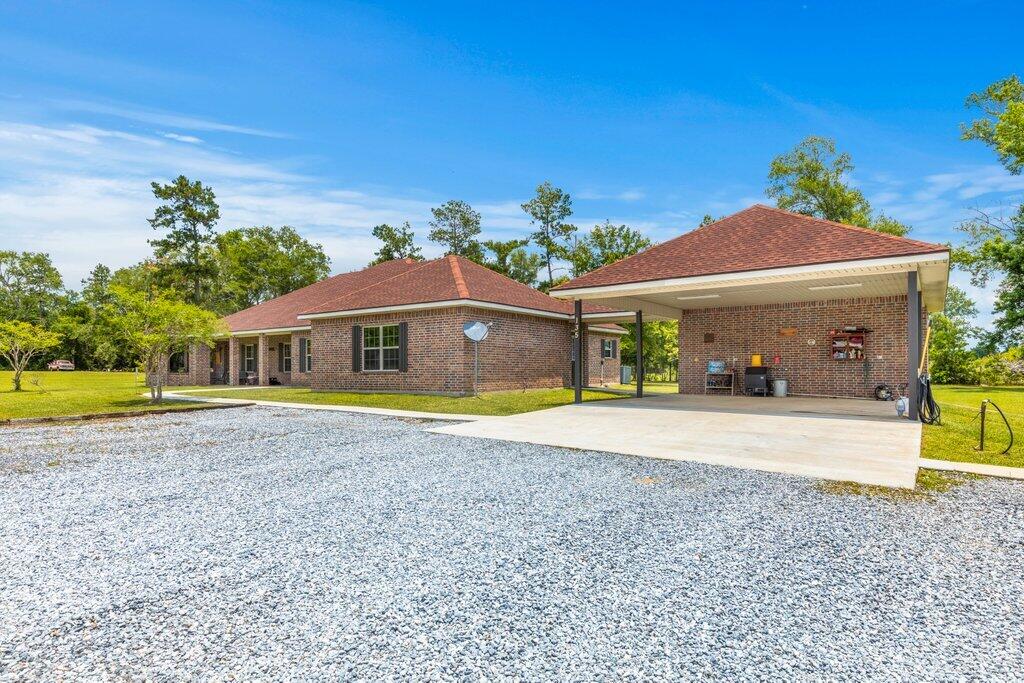 DeQuincy home for sale, 135 Neighbor Lane, DeQuincy LA - $490,000