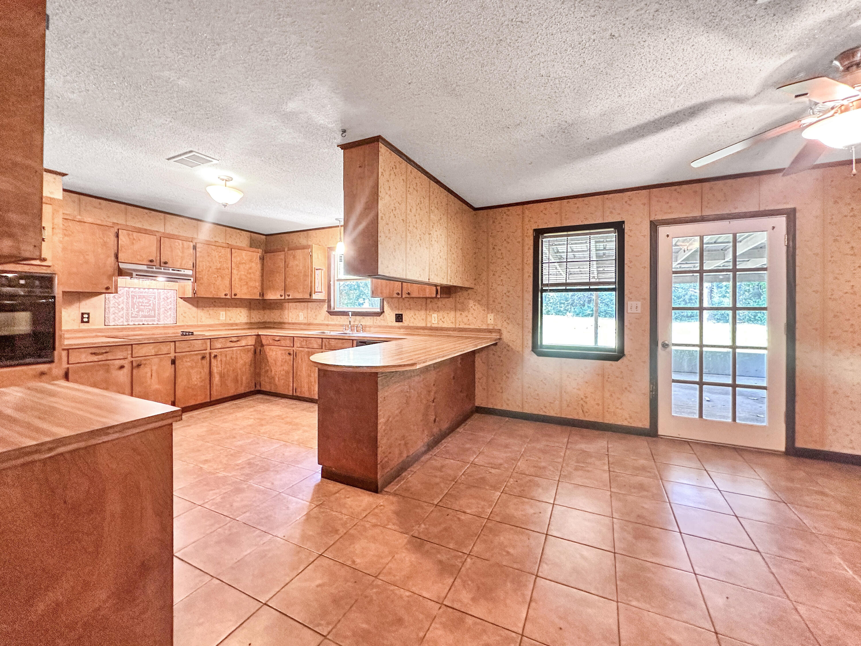 Anacoco home for sale, 163 East Rd, Anacoco LA - $189,900