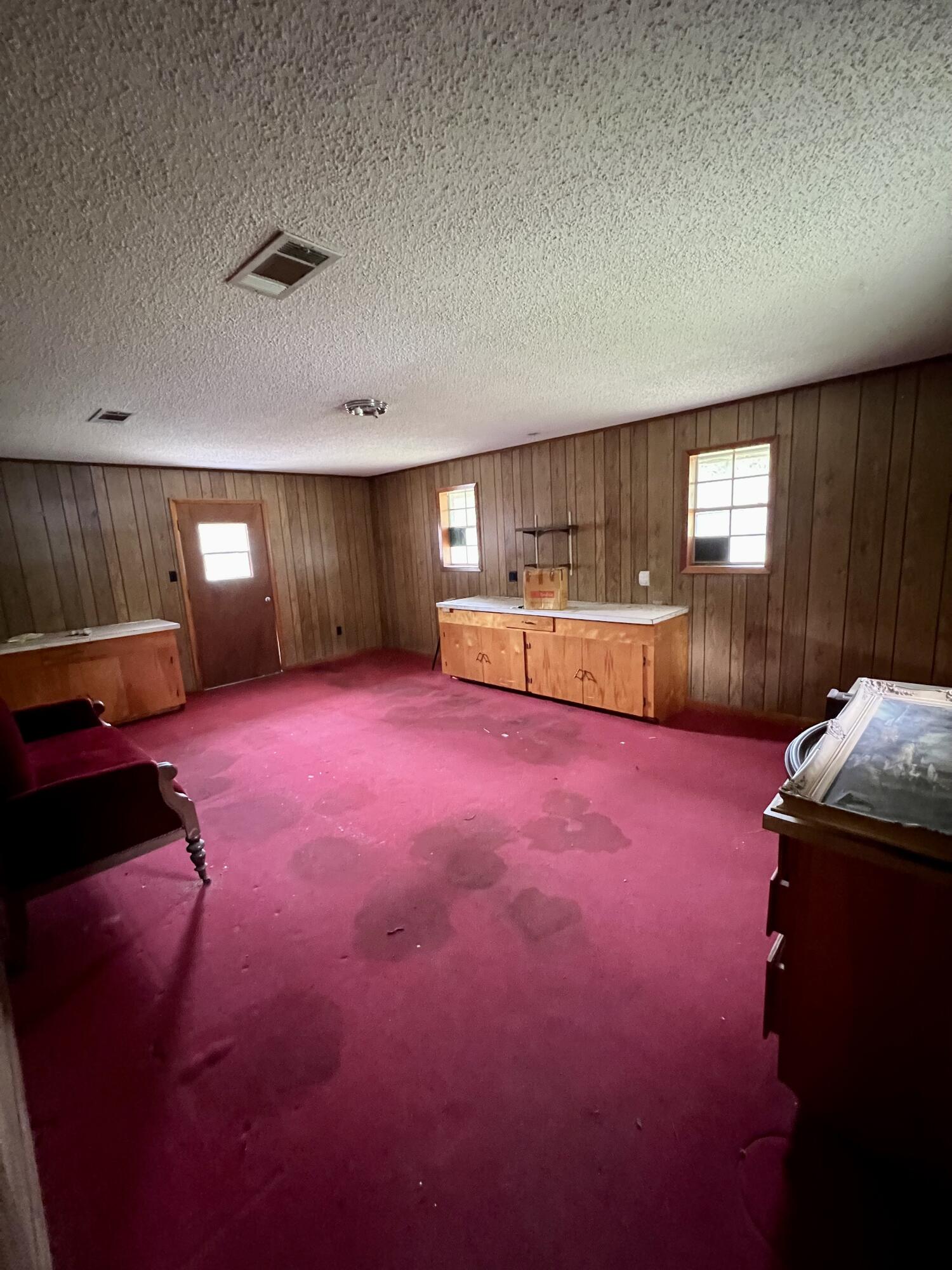 Leesville home for sale, 167 Phillip James Rd, Leesville LA - $250,000
