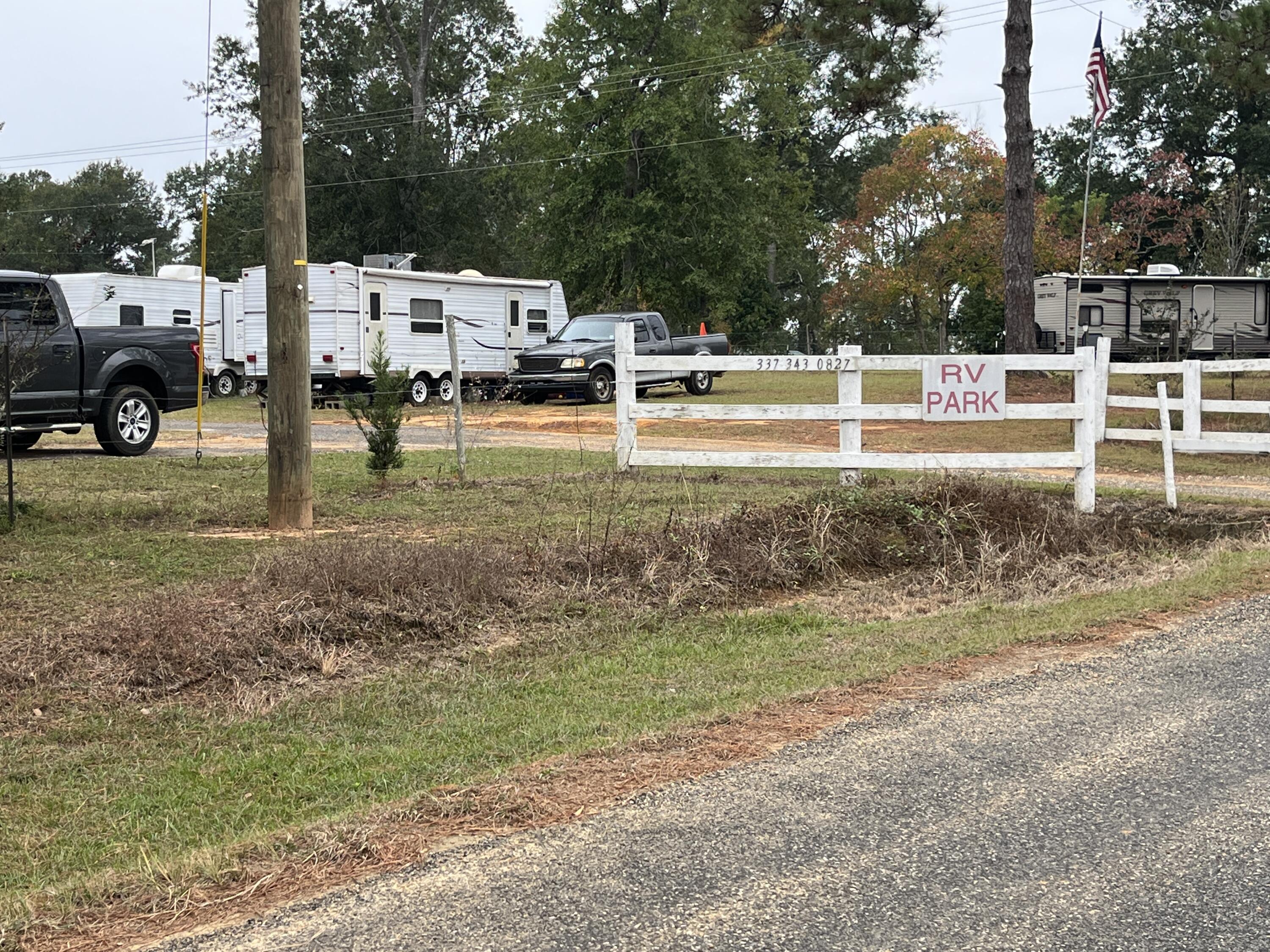 DeRidder commercial property for sale, 1984 Rock St, DeRidder LA - $225,000